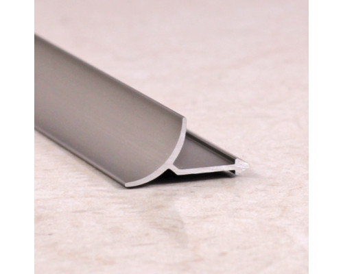 Уголок алюминиевый Внутренний безразмерный WEWN серебро 2.7 метра - изображение 1